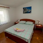 Apartment Vrljicak *