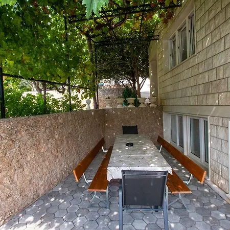 Apartment Vrljicak *